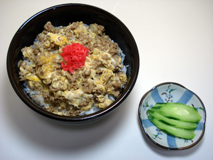 るんるん丼.jpg